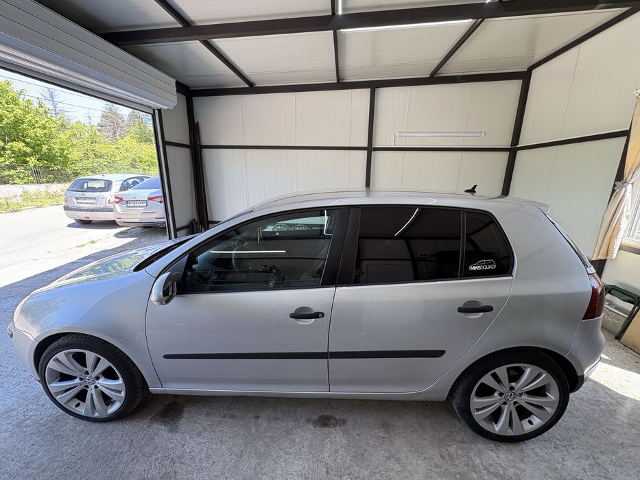 Golf 5 1.9 TDI 2004  година