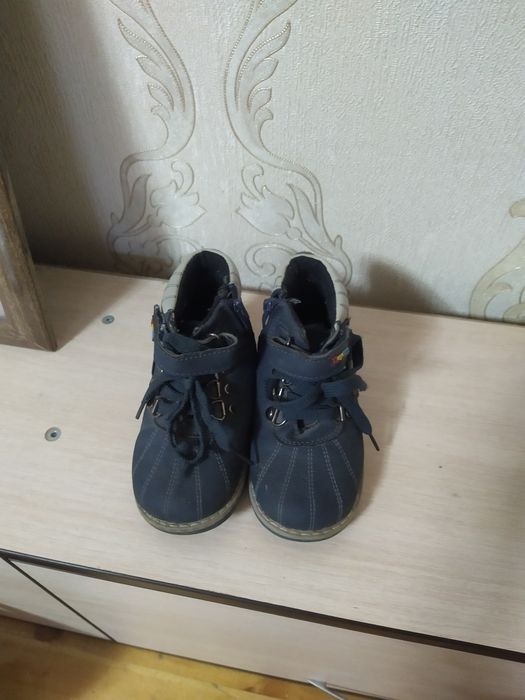 Ботиночки демисезонные (26 размер)