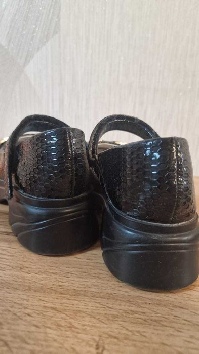 Туфли школьные для девочки