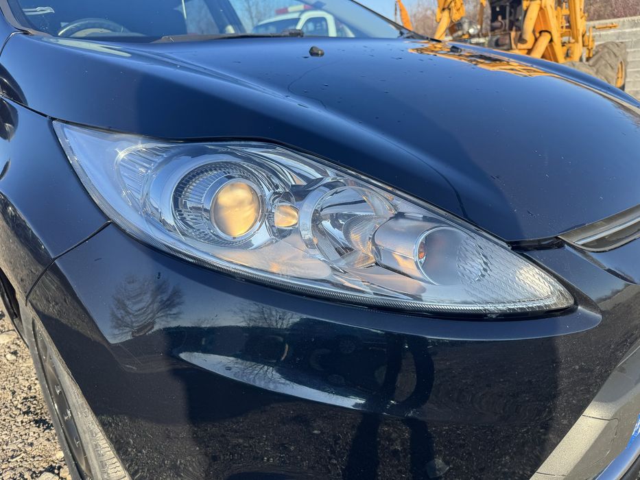 Форд фиедта титанум 2012 Г само на части