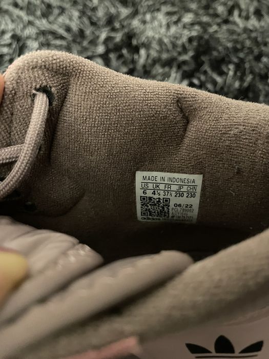 Оригинални маратонки Adidas