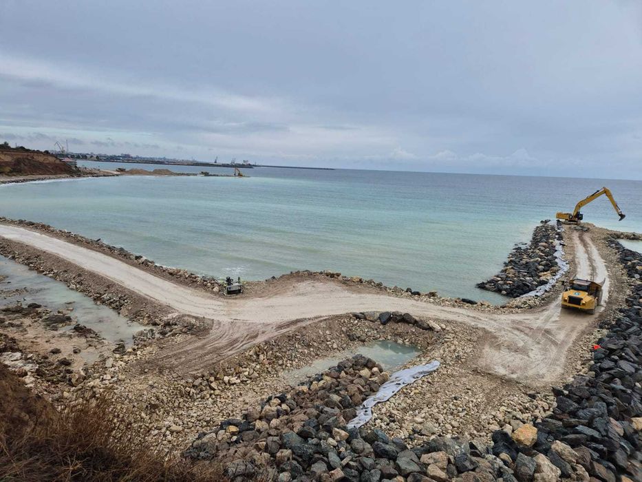 2 Loturi de teren 2 Mai posibilitate Rate