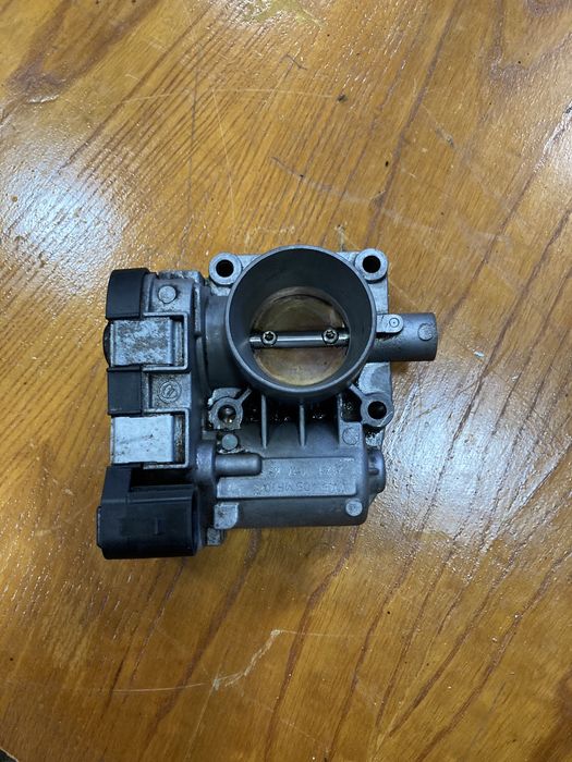 Fiat 500 1.2i 2011година Дросел Клапа