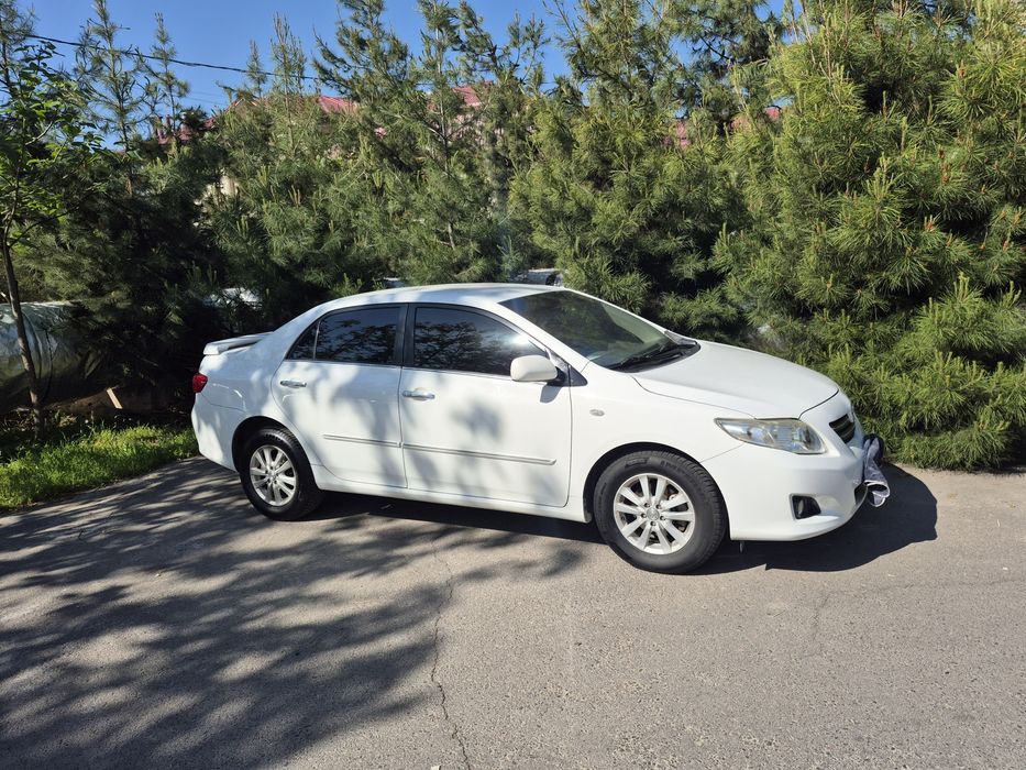 Тойота королла 1.8 автомат