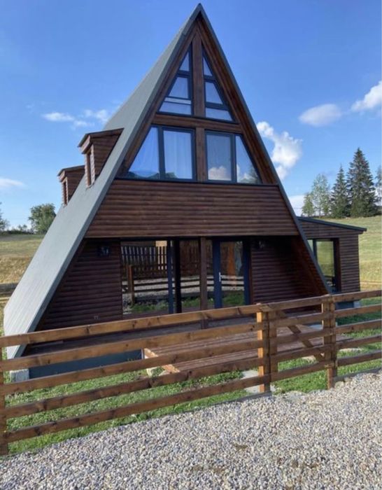 Cabane tip a din lemn masiv