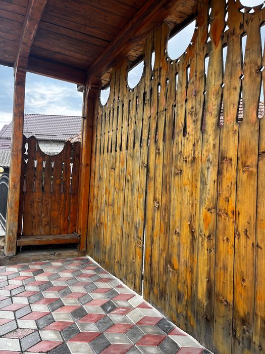 Poartă de brad cu 5 stâlpi