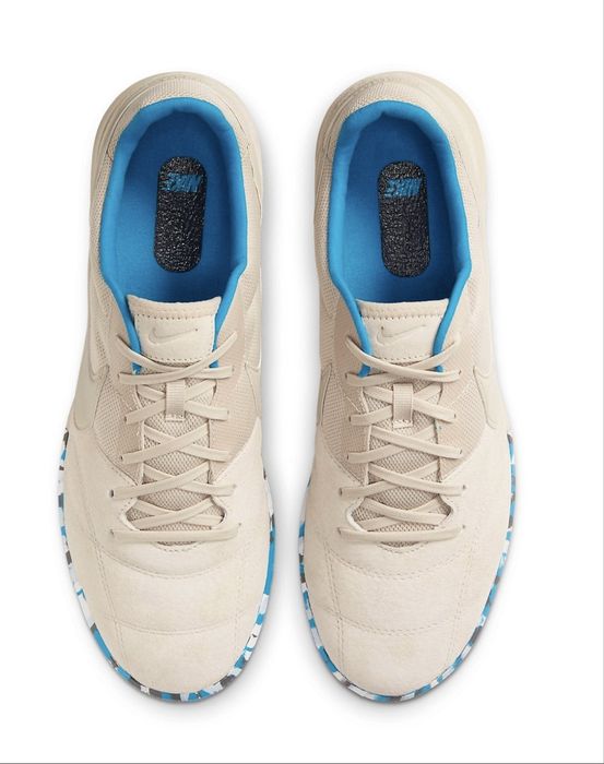 NIKE Маратонки  41 р-р