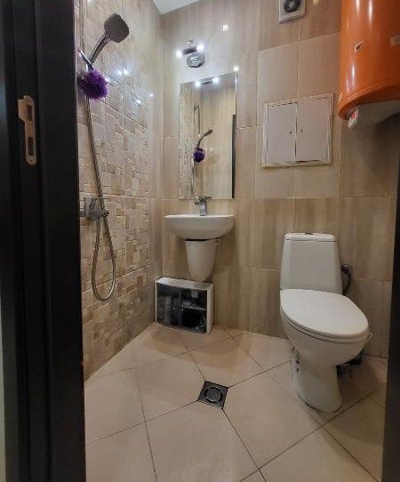 Дава се под наем Едностаен апартамент в София, Банишора - 38 кв.м за 398.82 € - Снимка #2