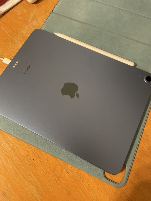 iPad Air 5 поколение, синий, 64GB