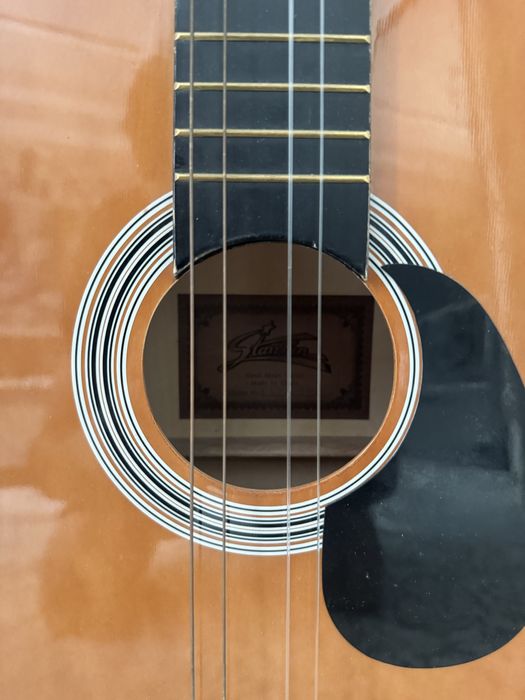 Гитара бренда Stagg