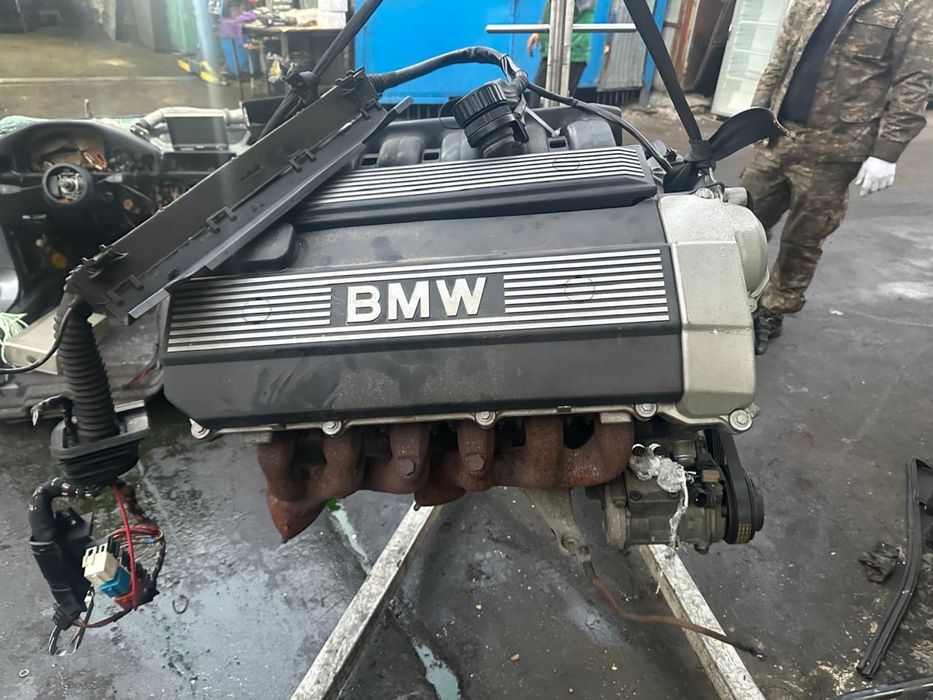 Продам двигатель м50 ванус б25 на е34, е36