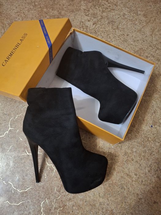 Продам женскую обувь 38 размер