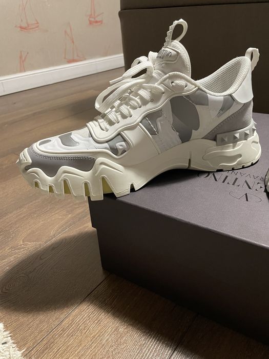 Valentino Garavani обувки