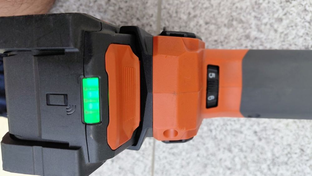 Hilti AG 4S-22 Ъглошлайф Nuron