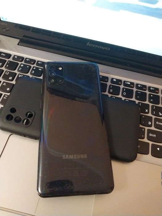 Продам Самсунг А31