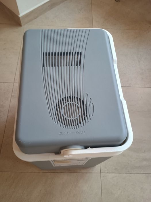 Хладилна кутия Connabride, Електрическа, 24 л, 12V