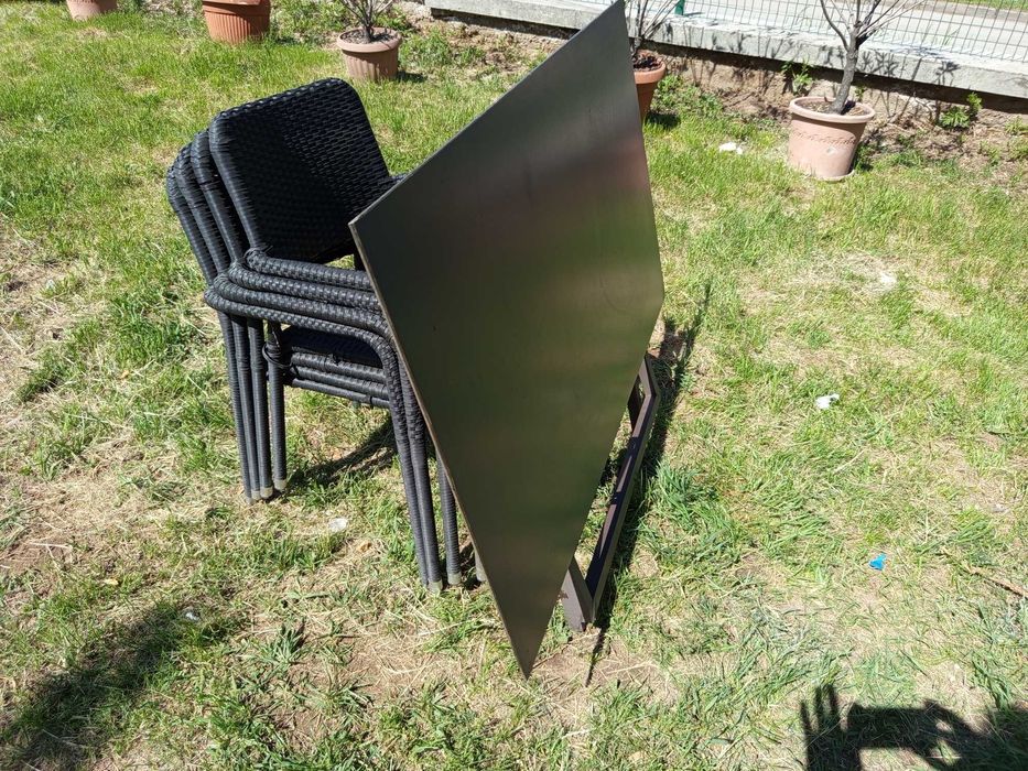 Стифиращи се ратанови столове, 4 бр.