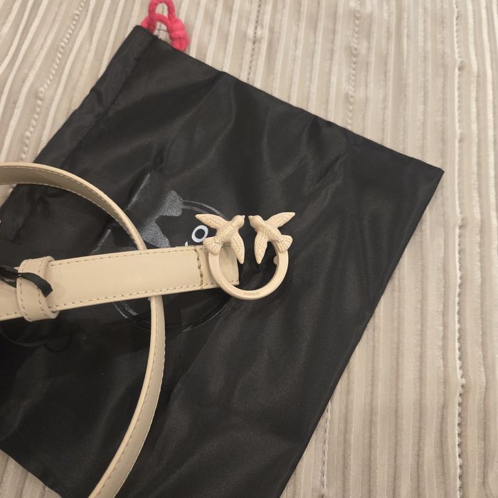 Pinko колан XS -S