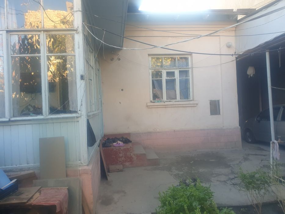 Xovli sotiladi yer xisobida 3.5 so'ti Mirzo ulugbek rayo'nida qorasu 2