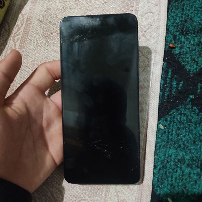 Samsung A12 xotira 64 Gb