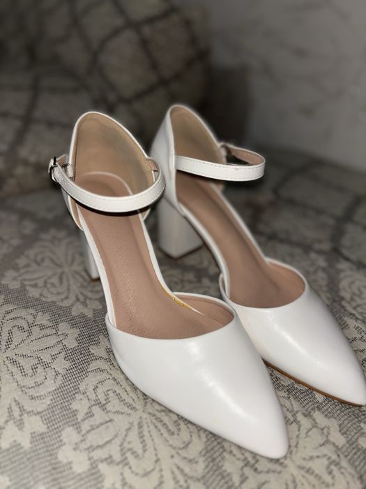 туфли белые женские