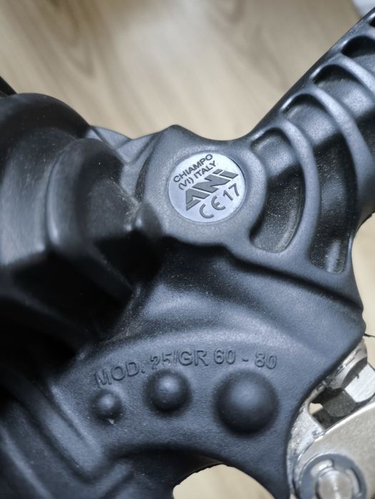 Пистолет за напомпване на гуми ANI мод. 25/GR-D с цифров манометър