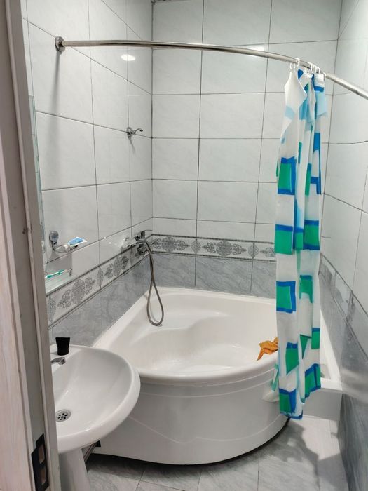 Kvartiraga 2 ta bola kerak