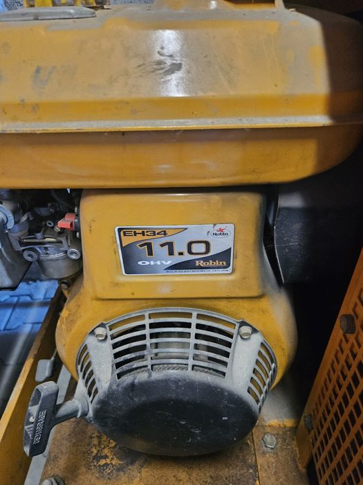 Compactor  ca si nou