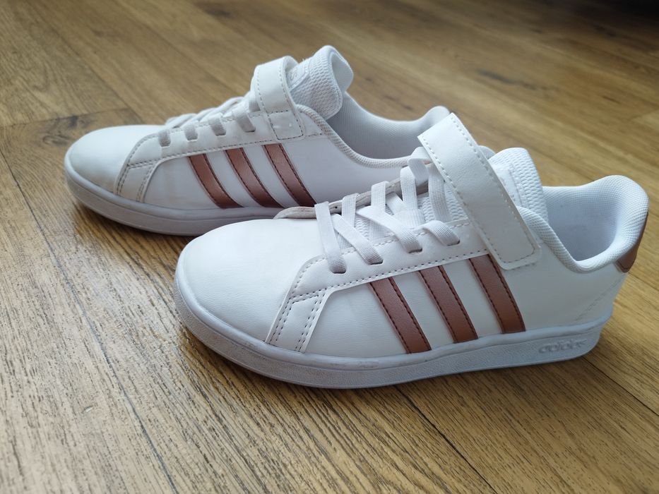 Маратонки Адидас