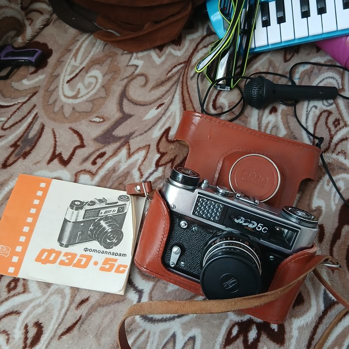 Продам фотоаппарат сссрв коллекцию  хорошее состояние