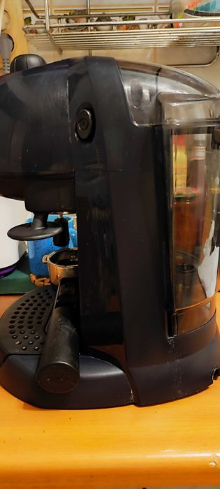 Espressor DeLonghi EC191CD – Cafea ca la barista, direct acasă!