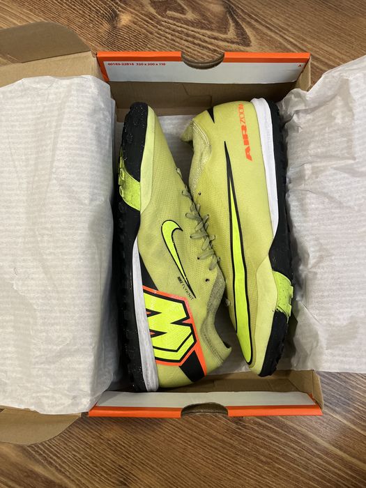 Vând papuci de Fotbal Nike Zoom Vapor 16 PRO Turf, Marimea 45