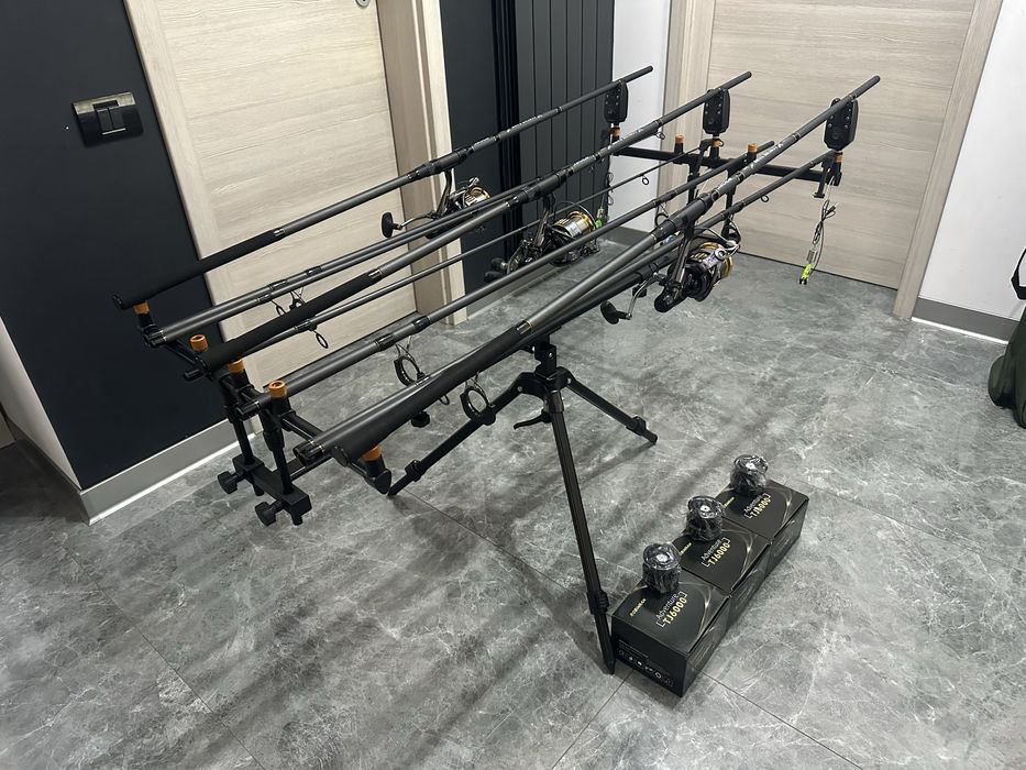 SET Complet Crap 3 Lansete PRO FL Legend + 3 Mulinete Robinhan Adventure TJ 6000- NOU