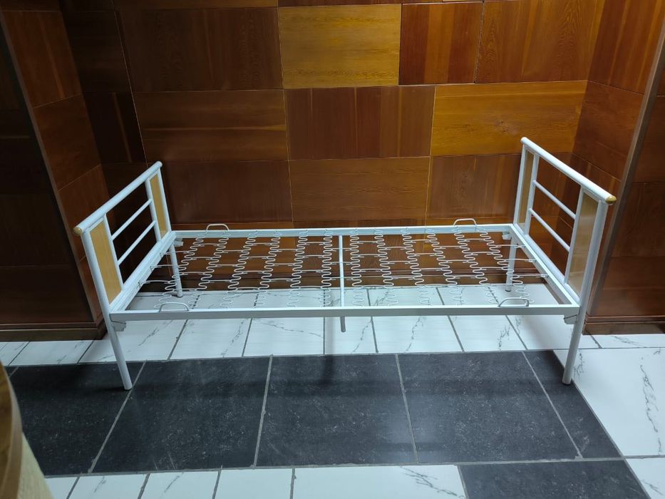 Кровать медицинская