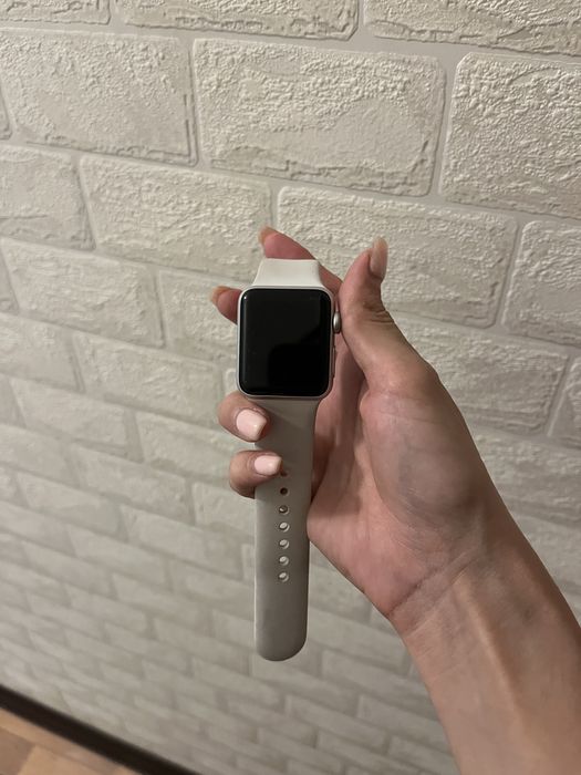 Apple Watch Series 3, 38 мм