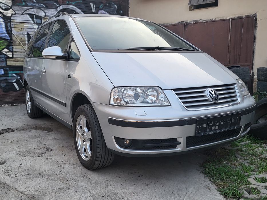 VOLKSWAGEN Sharan