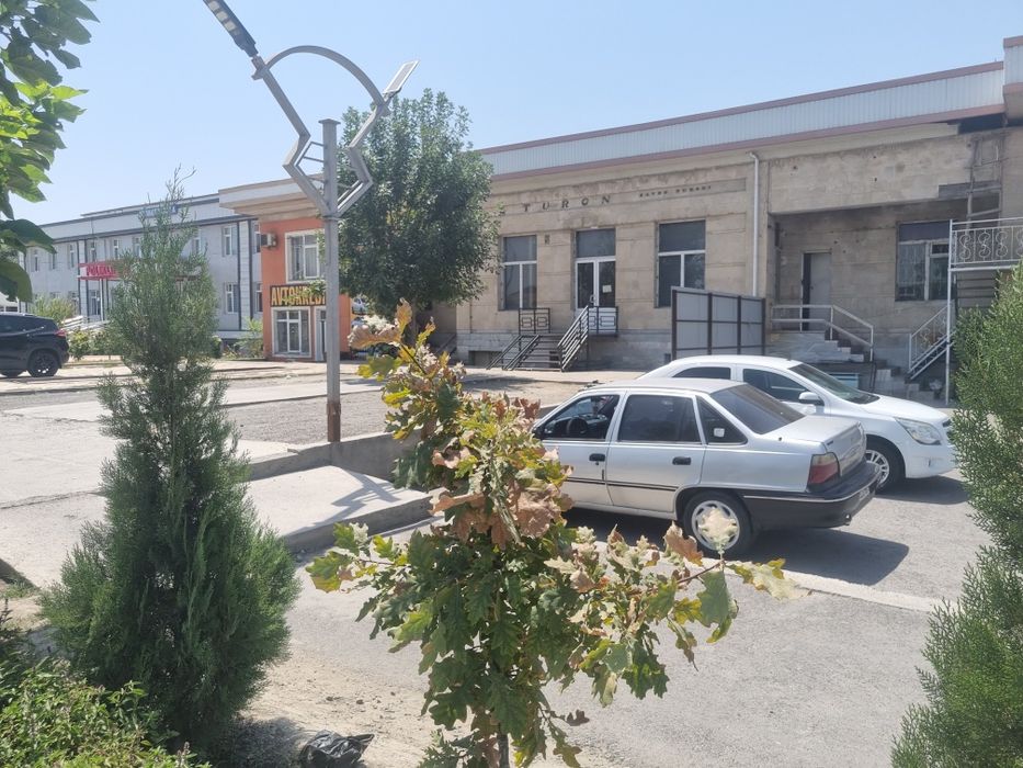 нотурар бино сотилади