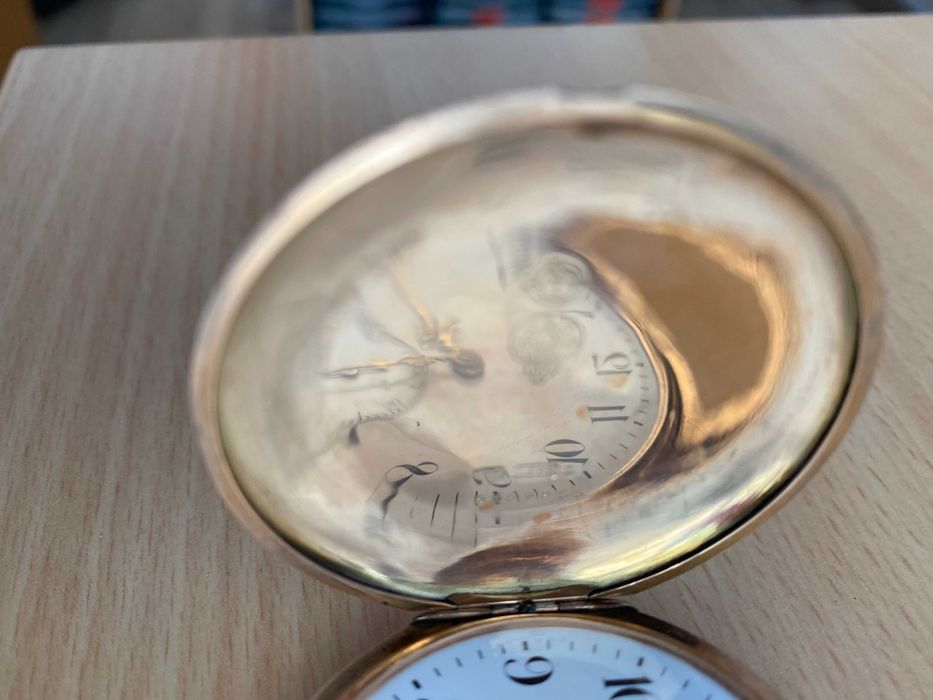 Ceas vechi de buzunar Omega carcasa Aur 14K Swiss