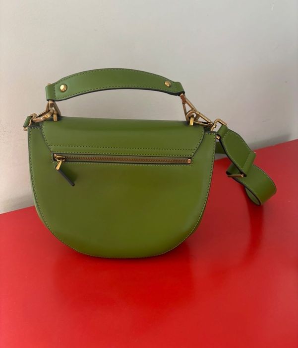 Стилна чанта Guess