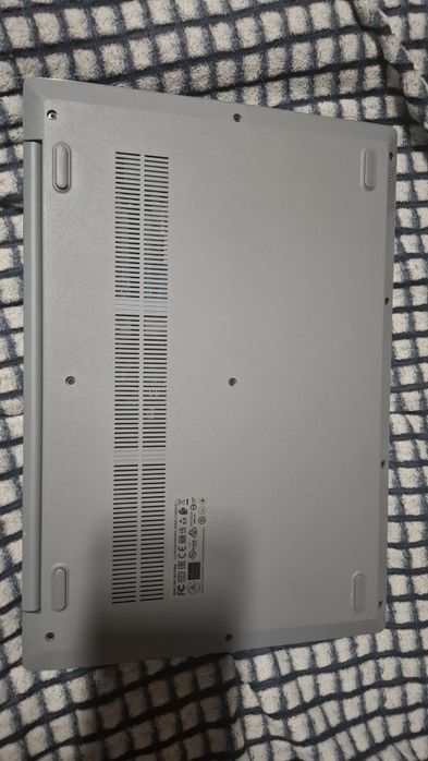 Продам ноутбук LENOVO