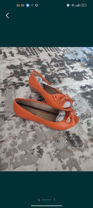 Новые женские туфли