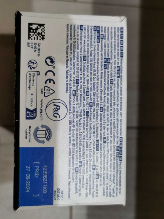 Oral B iO seria 3 si Oral B Pro Vitality