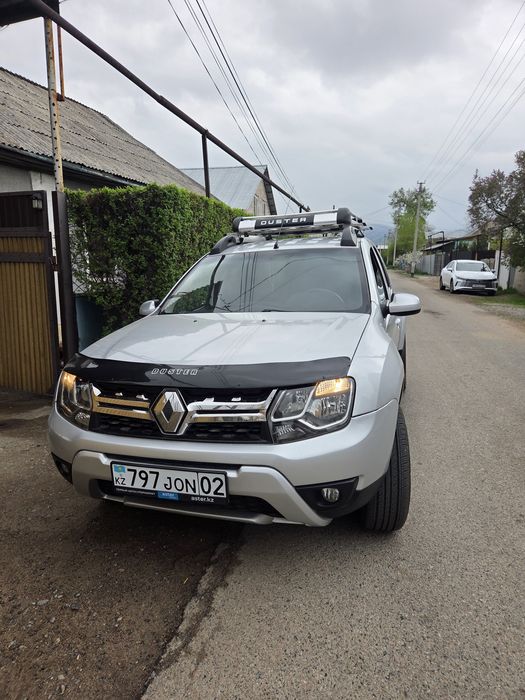 Продам рено дастера