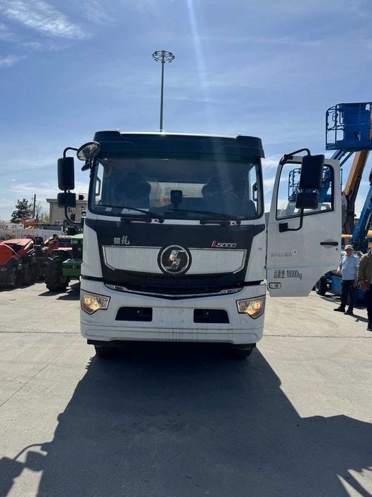 Водовоз Shacman 15 м³ –Weichai м, TAYYOR BOR Toshkentda