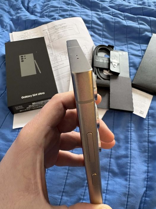 Samsung Galaxy S24 Ultra 512 GB Гаранционен