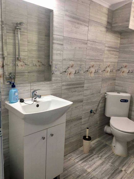 Дава се под наем Двустаен апартамент в Бургас, Сарафово - 60 кв.м за 250 € - Снимка #2