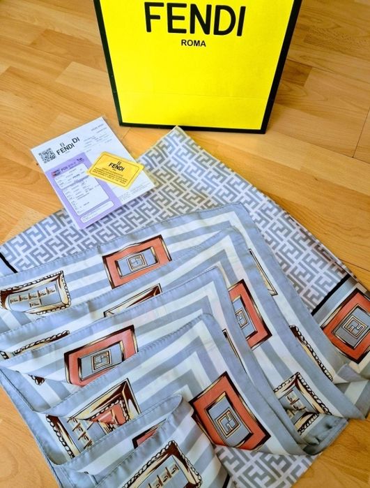 Esarfa matase naturala LV super model, saculet, etichetă