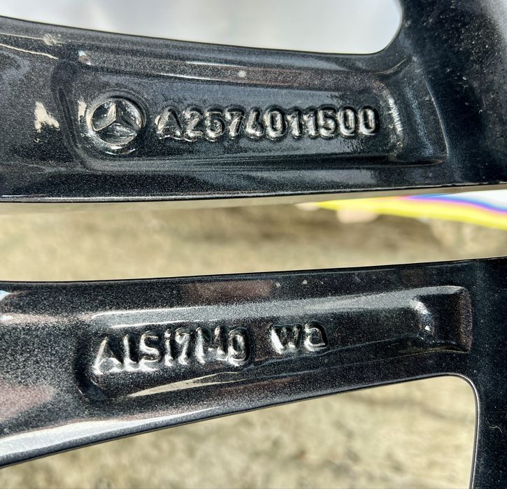 Джанти оригинални AMG с гуми за Мерцедес W257 - 245/40/R19