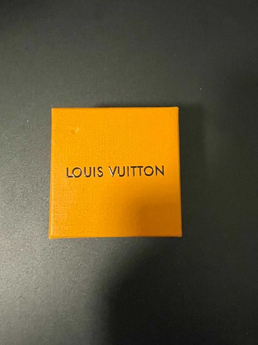 LV/Hermes гривни