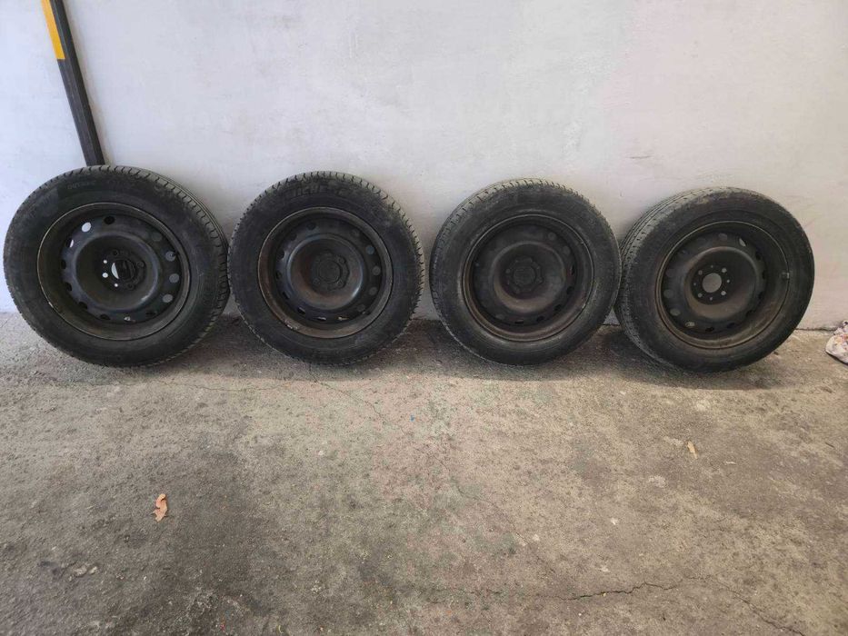 Гуми с джанти - 15', летни